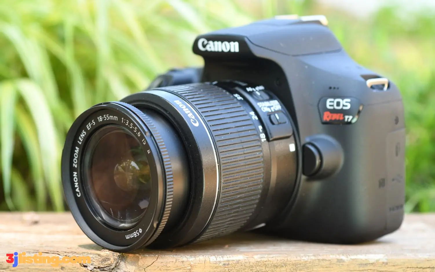 Canon EOS Rebel T7 DSLR Camera