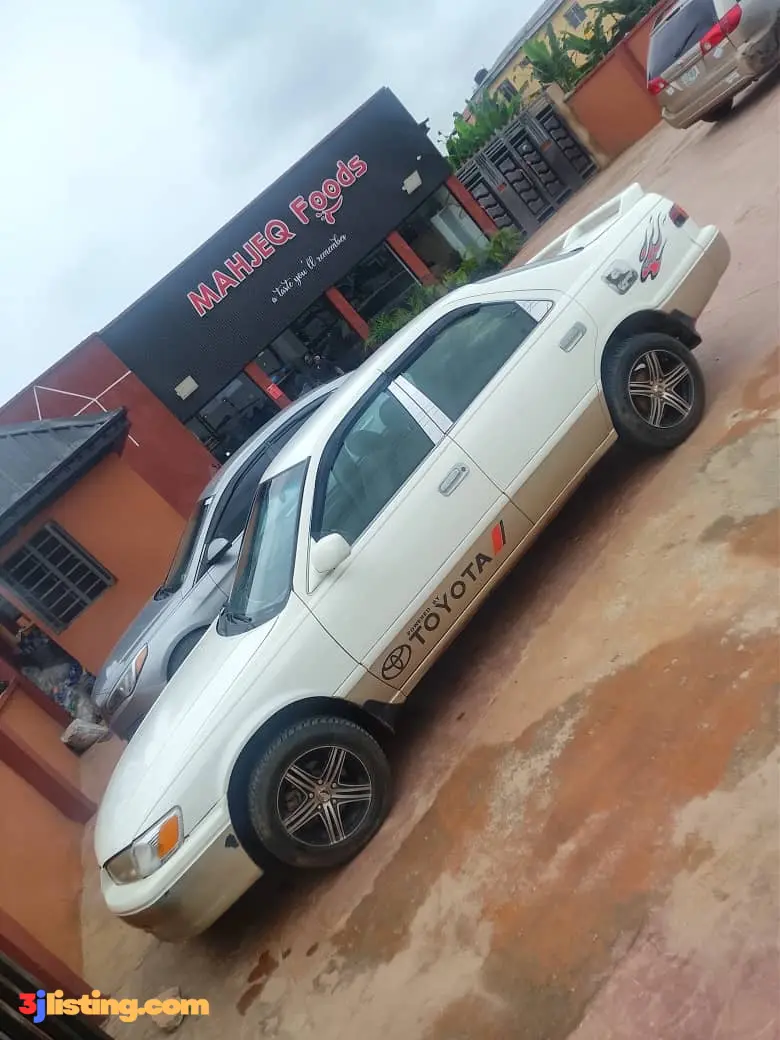 TOKS Standard 2002 Toyota Camry LE