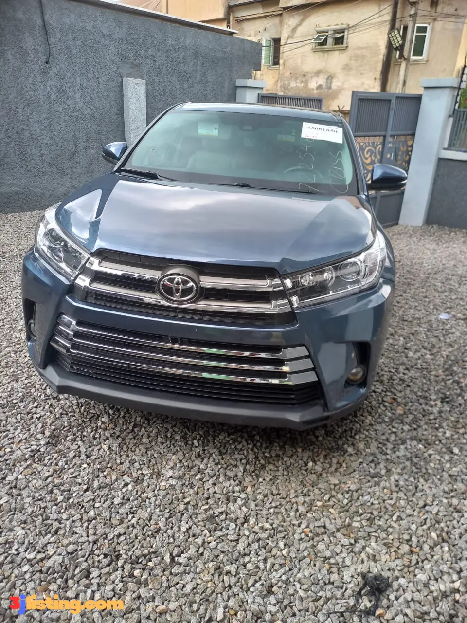 New Arrival ??:Foreign Used 2020 Toyota Highlander AWD V6 With Parking Sensors