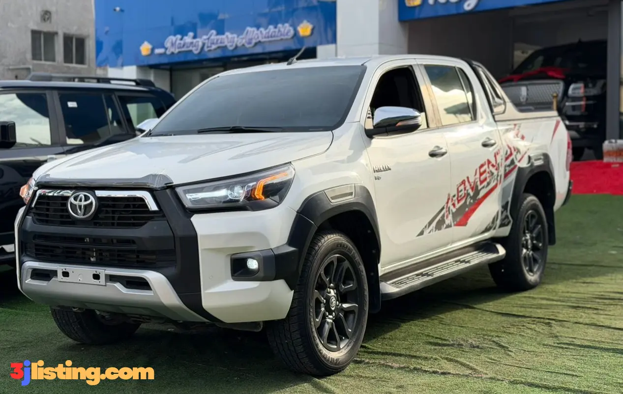 Toyota Hilux Adventure