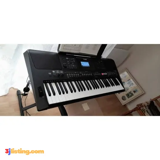 Yamaha PSR-E463 Keyboard
