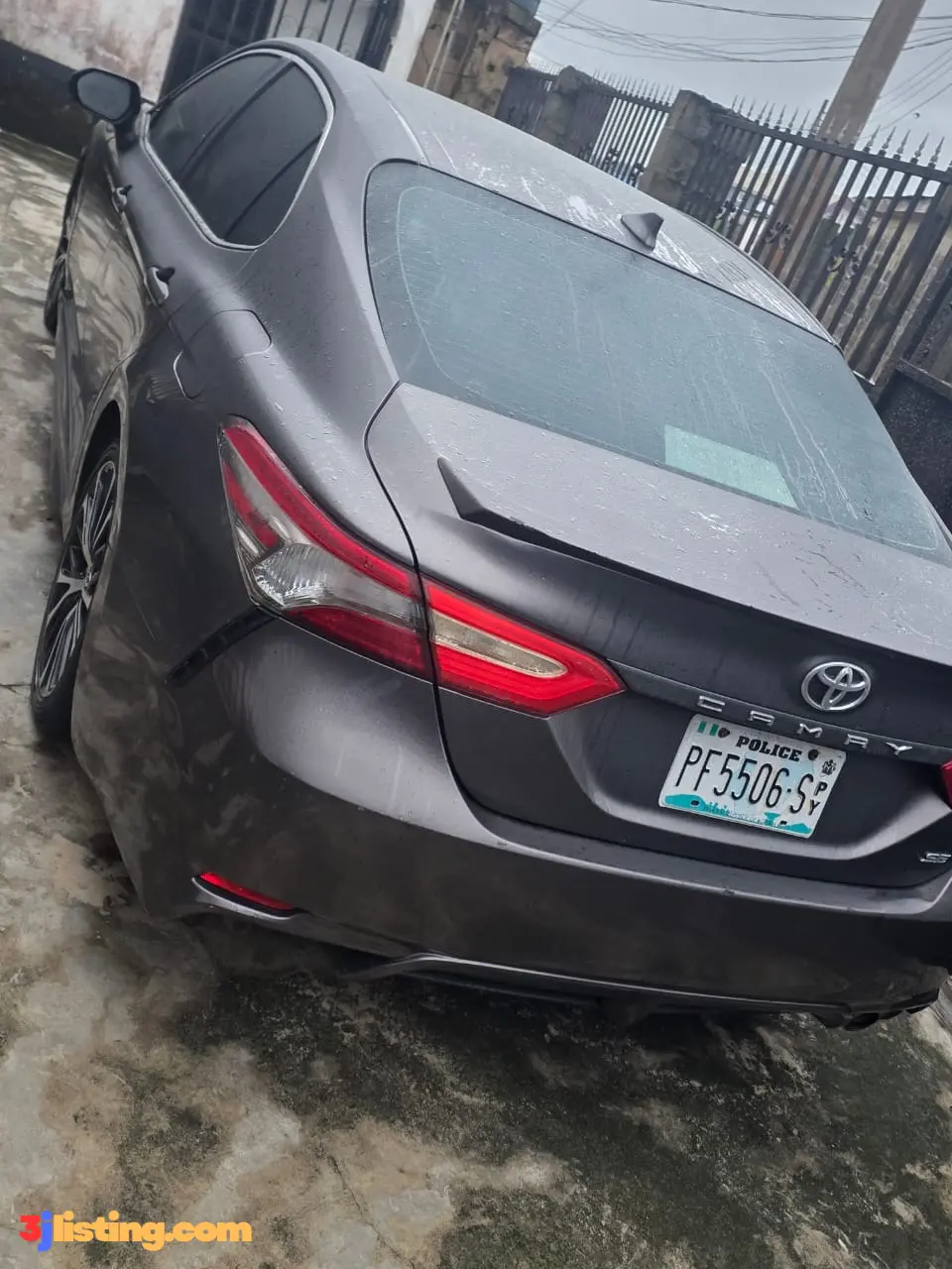 Dealers Deal:TOKUNBO 2018 Toyota Camry SE