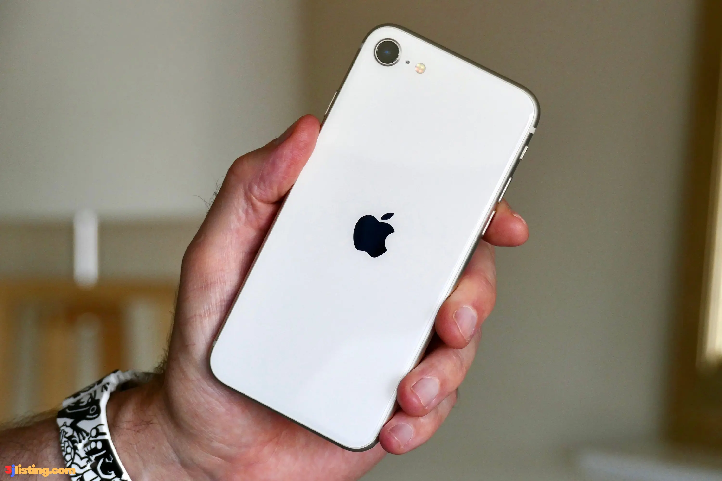 Apple iPhone SE 2022