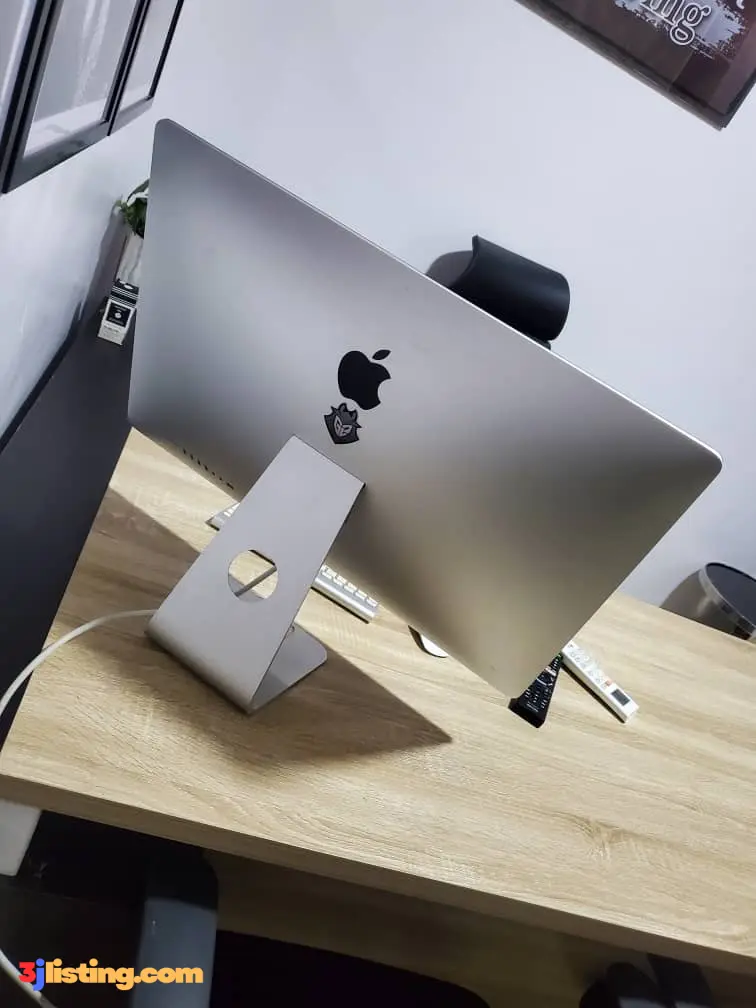 Briefly Used Late 2014 Apple iMac 1Terabytes Desktop
