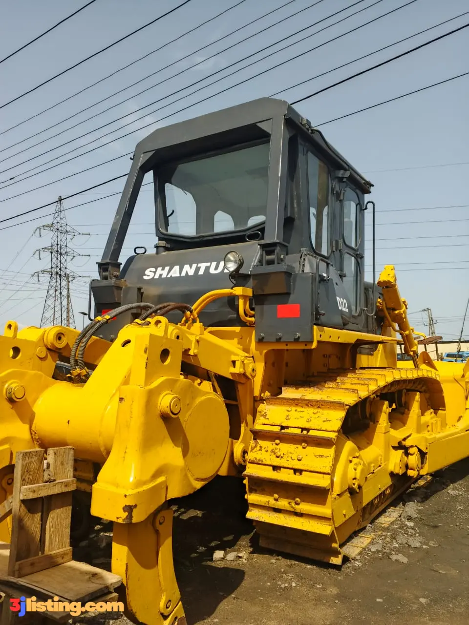 SHANTUI SD22 BULLDOZER