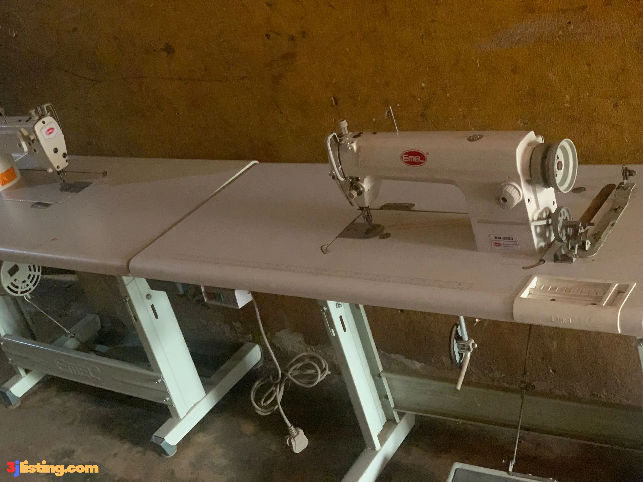 Emel 8500 industrial straight sewing machine