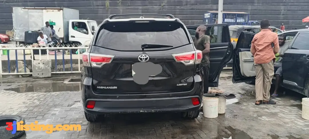 TOKS Standard 2015 Toyota Highlander Limited Edition