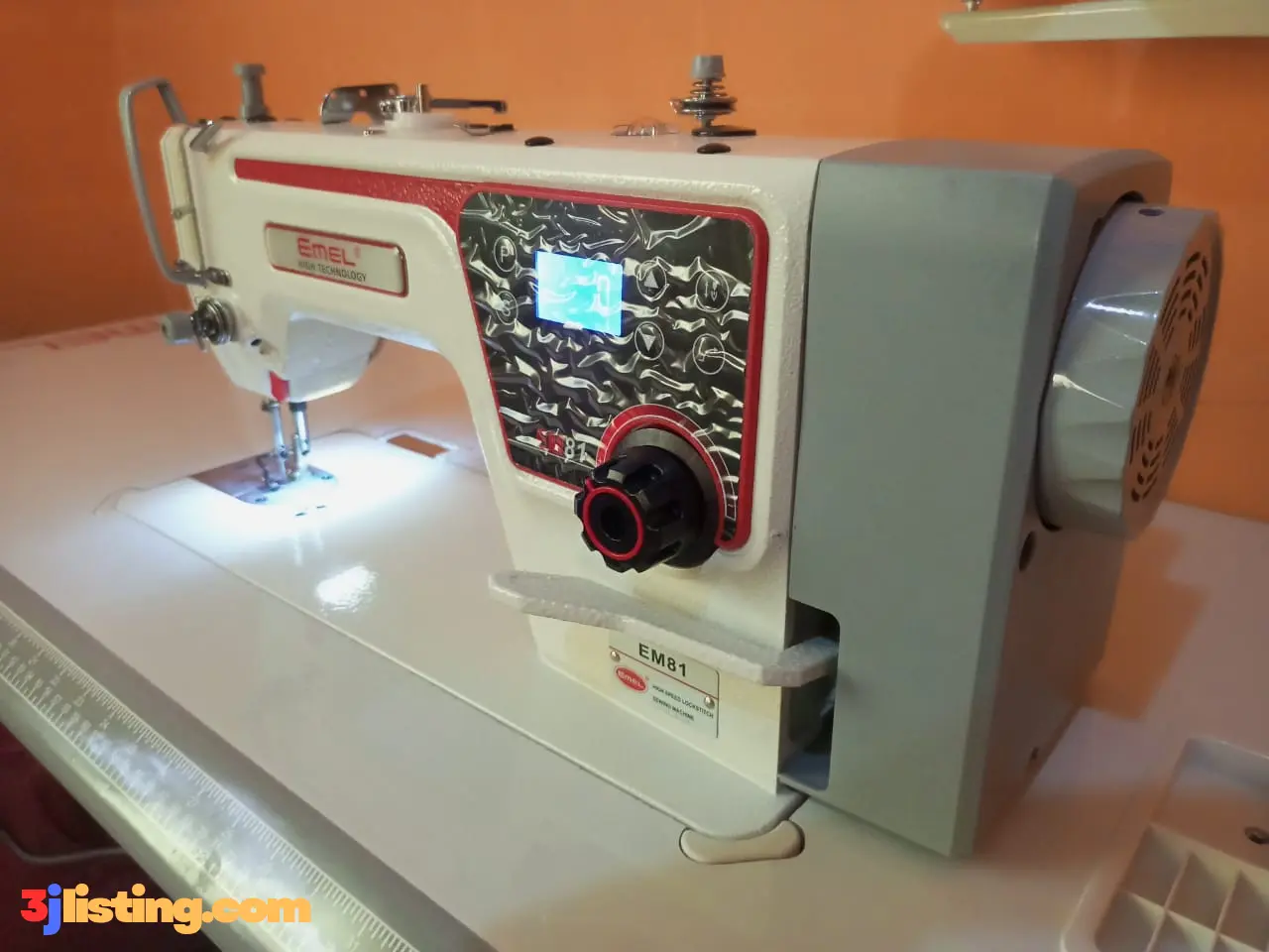 Emel Industrial Straight Sewing Machine